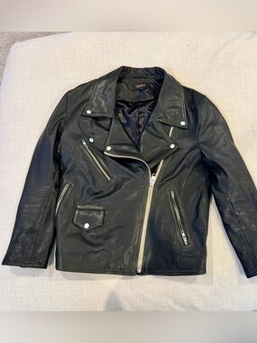 QUINCE “100% Leather Oversized Biker Jacket”
 - Size: M in BLACK